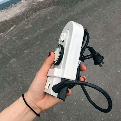 1.5m longueur du cordon 220W puissance de fer à sec pour le repassage portable et pratique