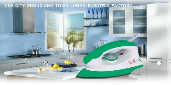 110-127/220-240V Voltage Fer sec LM-208 Fer pour garde-robe